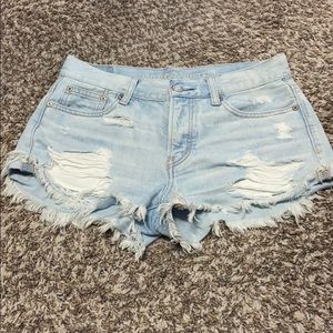 American Eagle tomgirl shortie